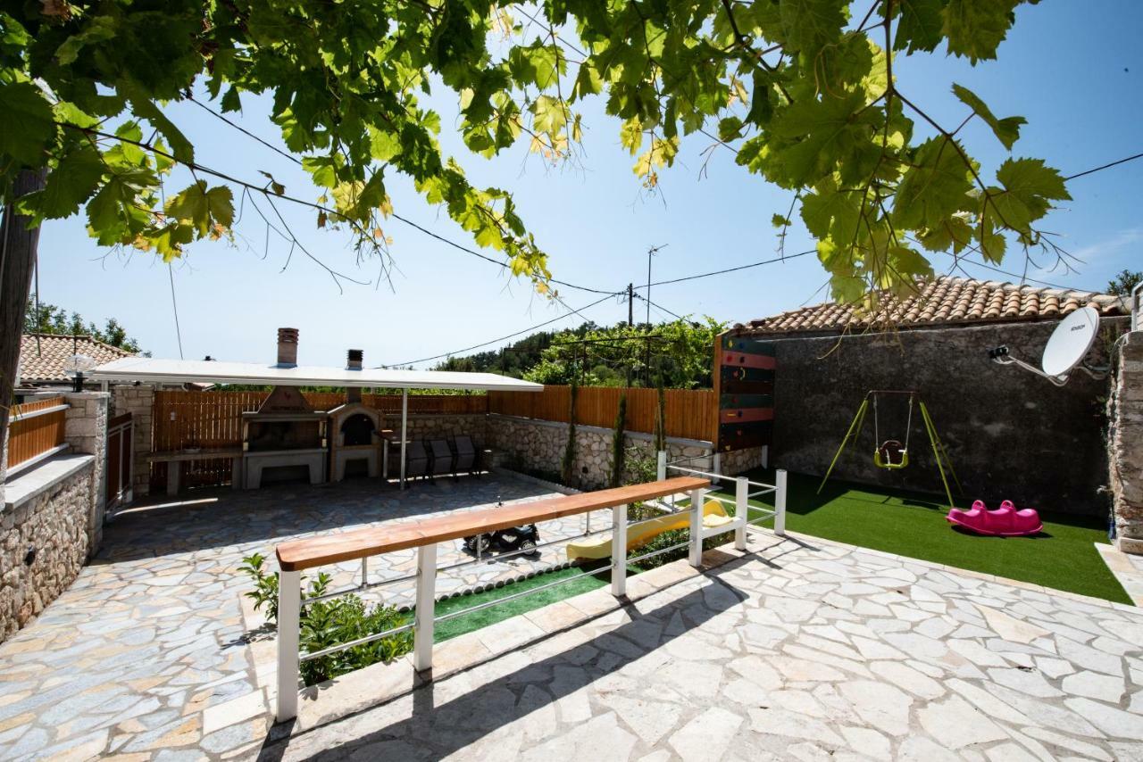 Villa Matafia'S House Kalamítsi Exterior foto
